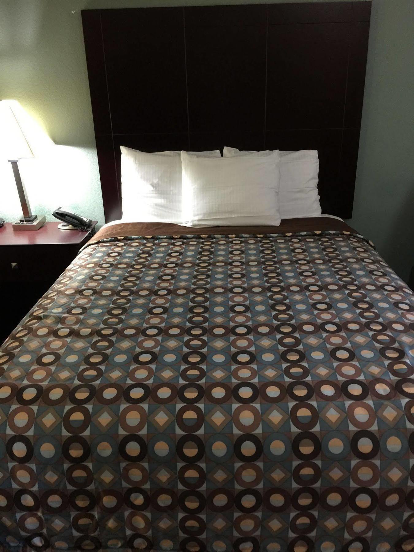 Pearsall Inn And Suites 외부 사진